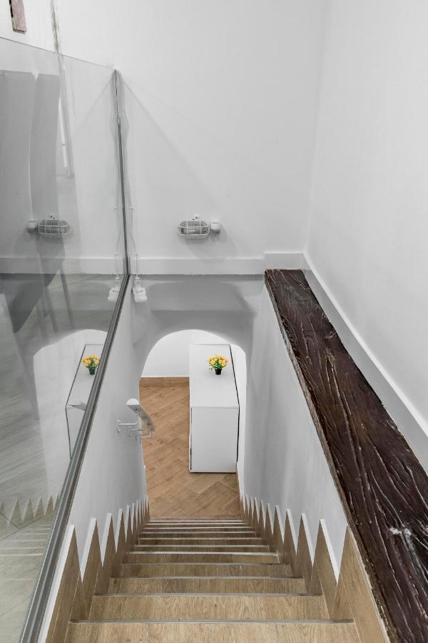 El Triangulo Del Arte - Jacuzzi Apartment Madrid Exterior photo