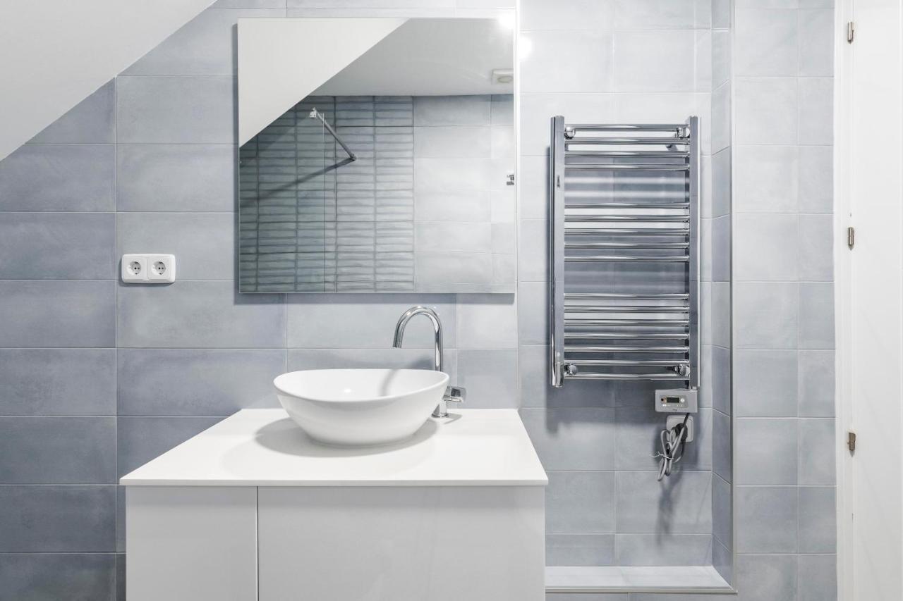 El Triangulo Del Arte - Jacuzzi Apartment Madrid Exterior photo